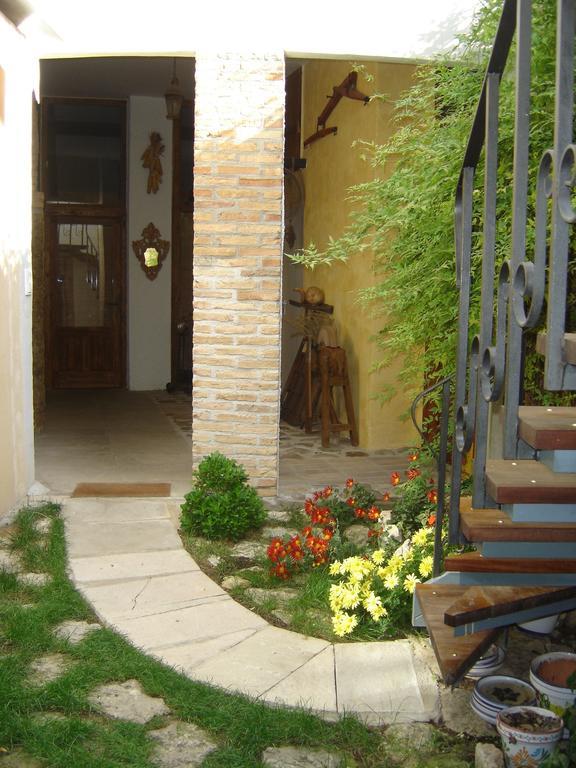 Casa Rural "La Bardena Blanca I " Аргедас Екстериор снимка