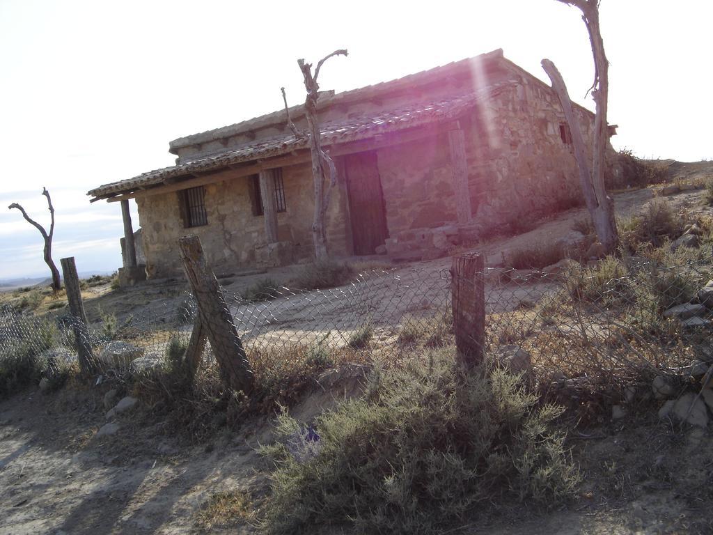 Casa Rural "La Bardena Blanca I " Аргедас Екстериор снимка