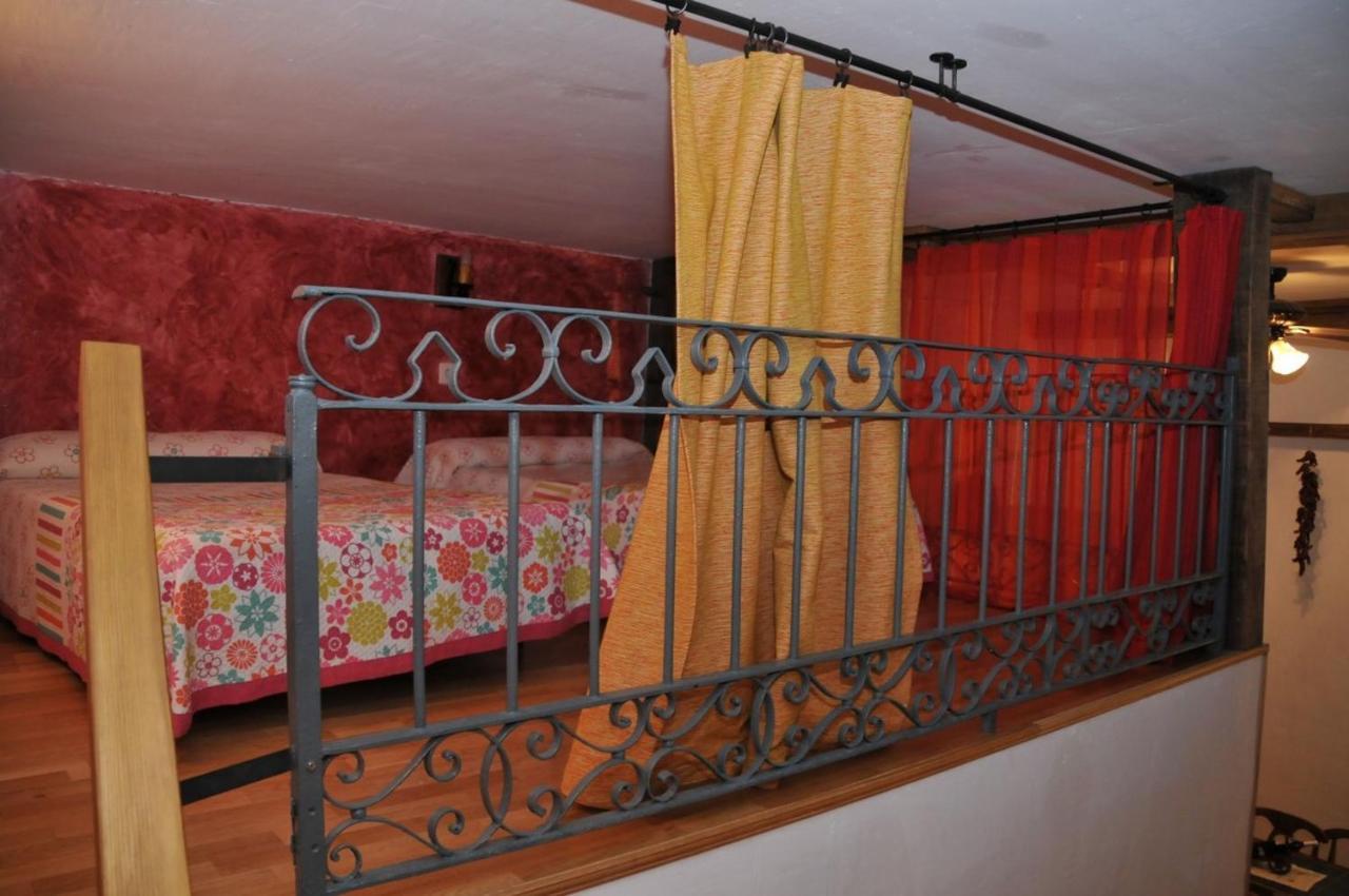 Casa Rural "La Bardena Blanca I " Аргедас Екстериор снимка